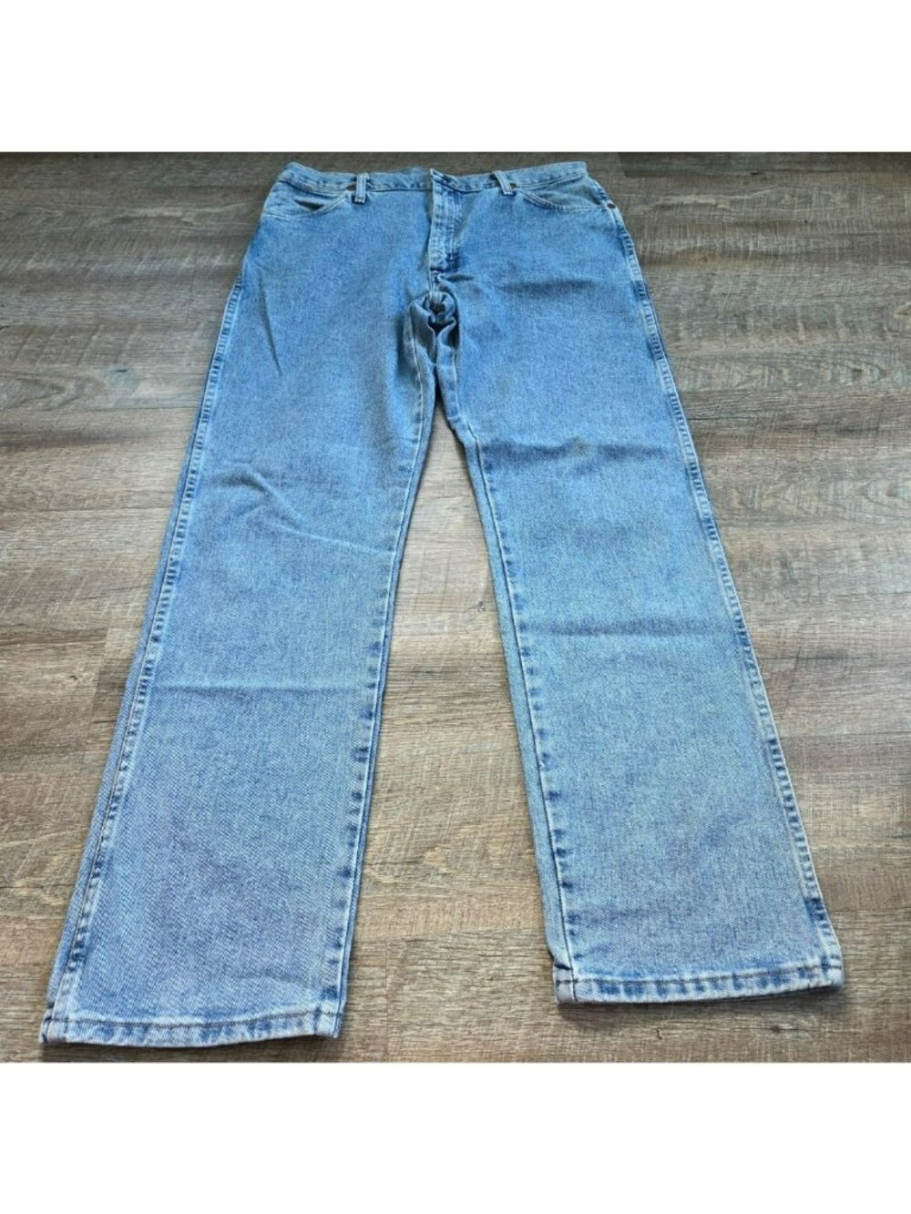 Wrangler Men's blue denim jeans Size 36x34